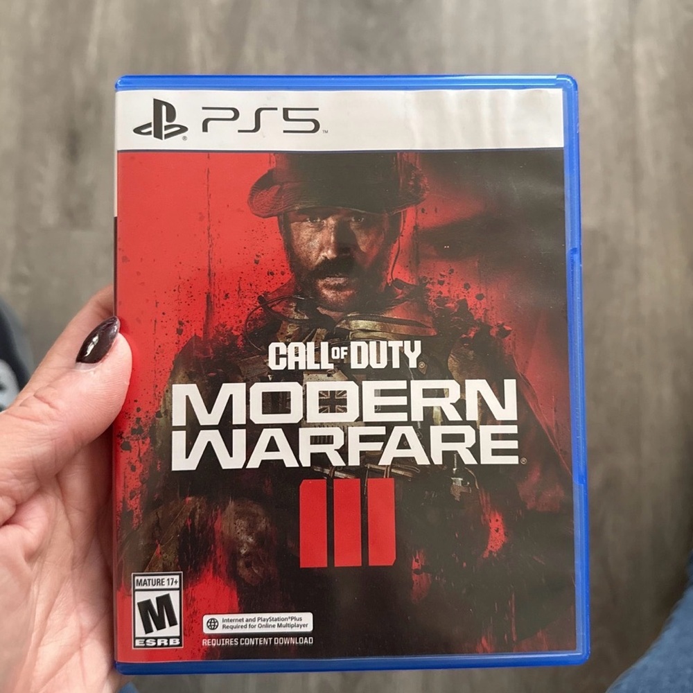 Call of Duty: Modern Warfare III for PS5 - Red and Blue Case